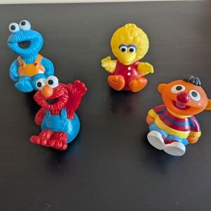 Vintage Sesame Street Roly Poly Weeble Wobble Toys
